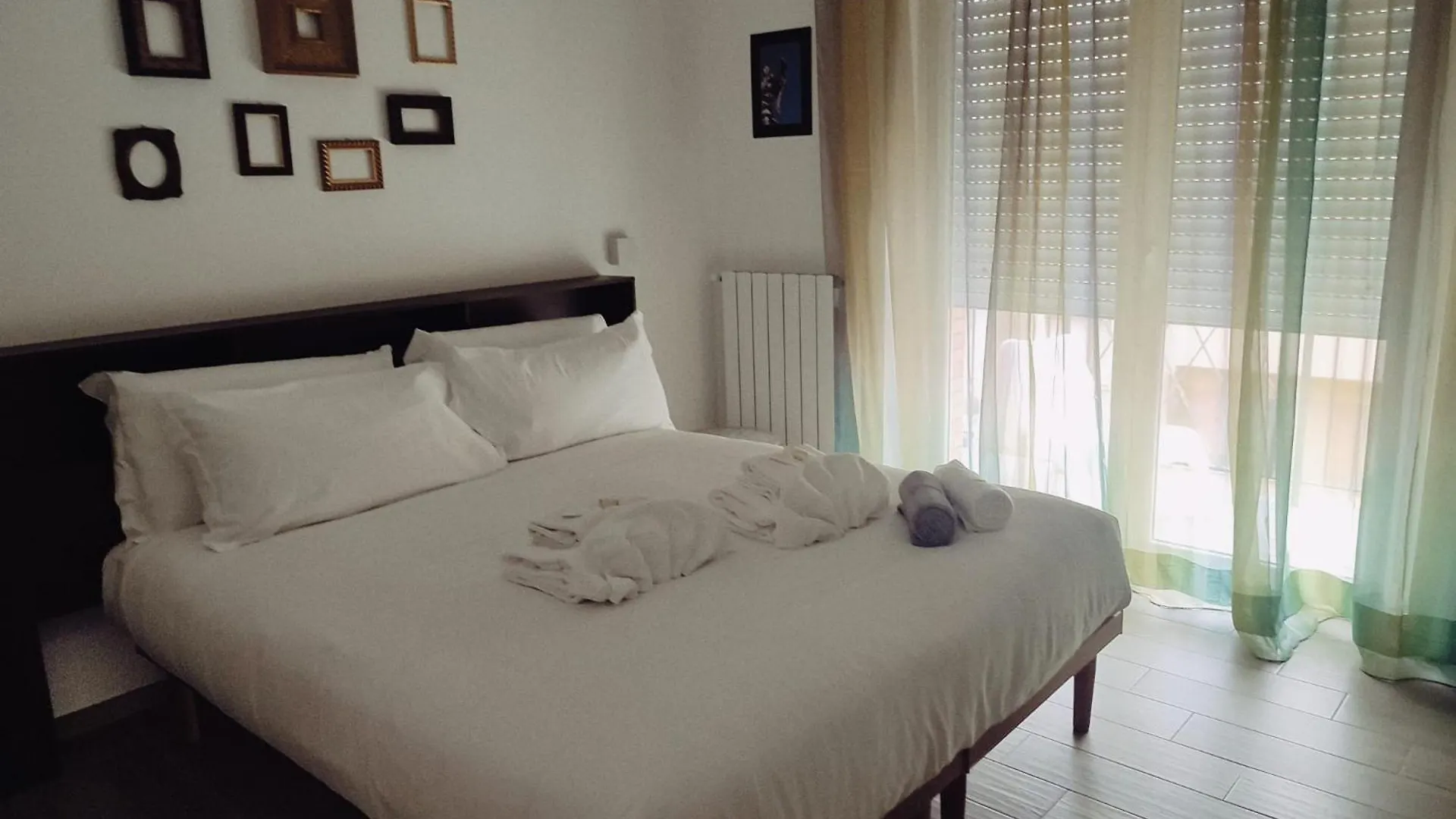 Affittacamere Hotel Bagnera51 Roma
